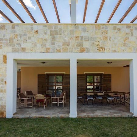 Villa Cirka In Central Istria For 14 Persons With Pool Heating & Pool Table Svetvincenat Exterior photo